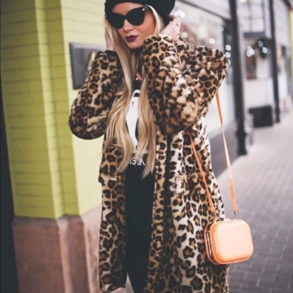Luxe leopard print vegan Fur jacket Coat - Picture 2 of 7